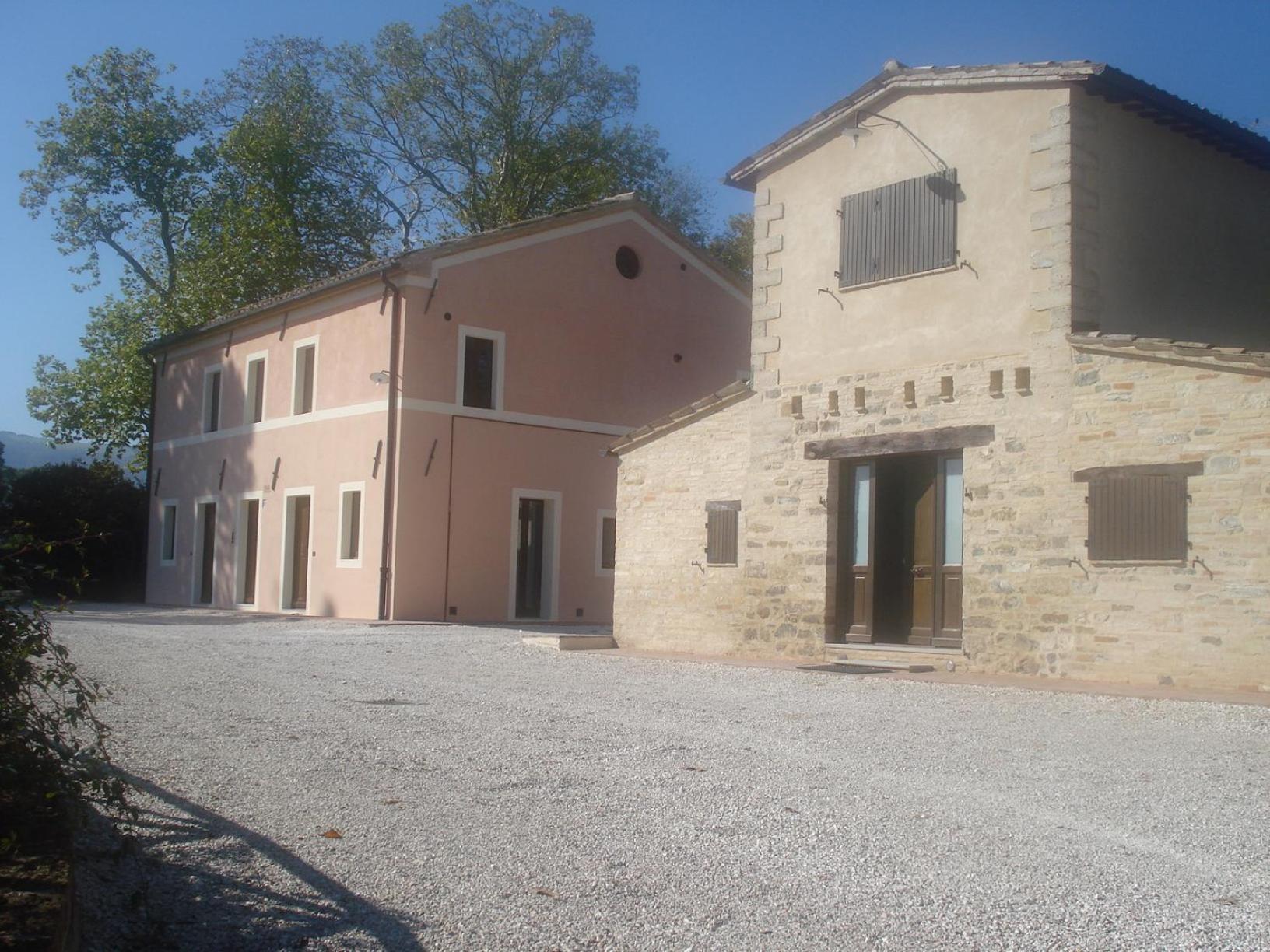 Dimora Di Collio Bed & Breakfast Сан Северино Марке Екстериор снимка